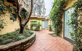 Cortile Santa Monaca